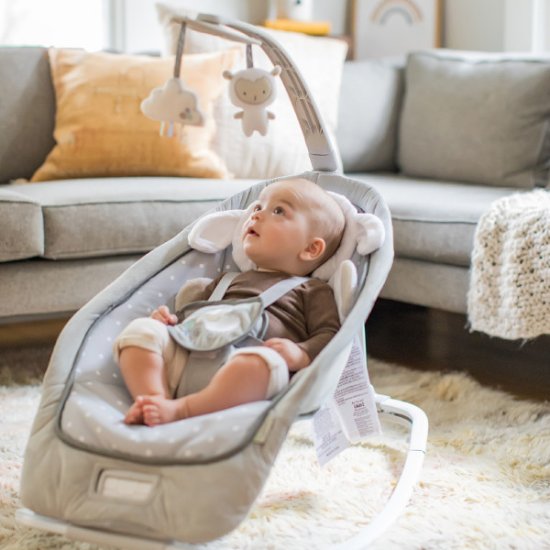 טרמפולינה רוטטת ומתכננת דגם Infant to Toddler Rocker and Baby Bouncer Seat Cuddle Lamb