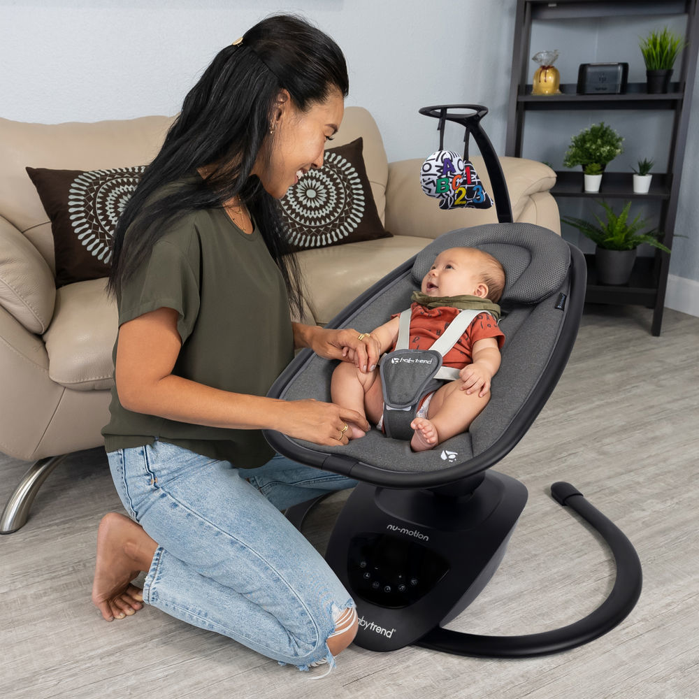 טרמפולינה חשמלית לתינוק עם מסך דגם Nu-Motion Infinity Swing