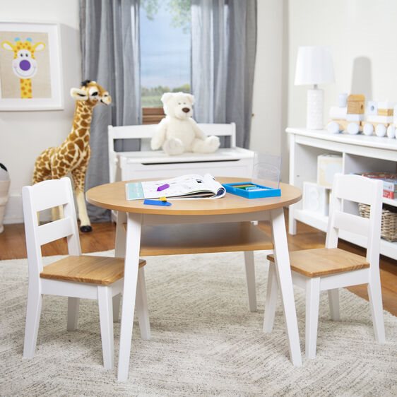 שולחן עם כיסאות לאירוח ומשחק דגם Wooden Round Table & Chairs Set