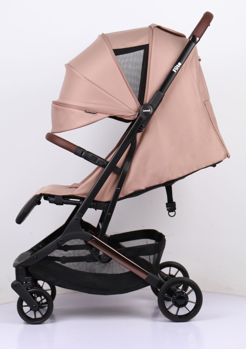 טיולון מתאים לעליה למטוס מלידה ועד 22 קג דגם Flite